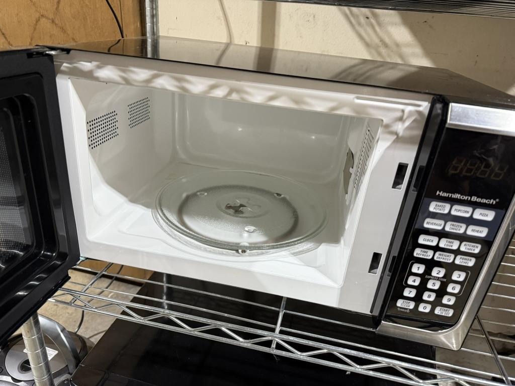 HAMILTON BEACH MICROWAVE