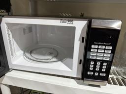 HAMILTON BEACH MICROWAVE
