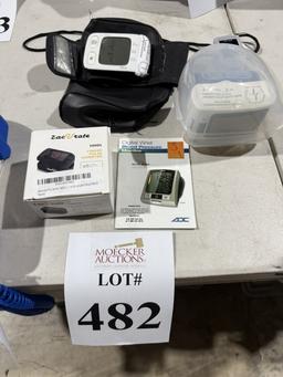 LOT CONSISTING OF BLOOD PRESSURE MACHINES
