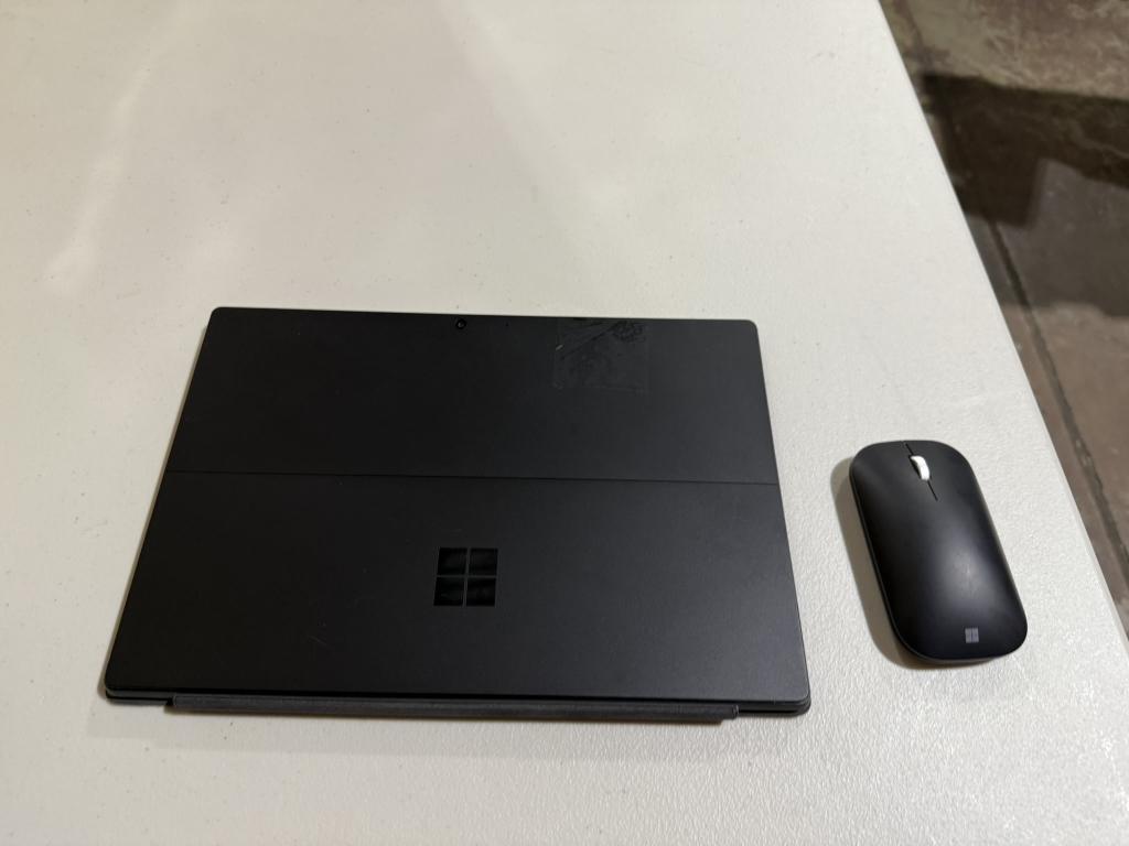 MICROSOFT 1796 128GB SURFACE