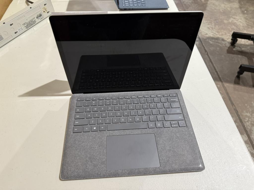 MICROSOFT 1867 SURFACE LAPTOP