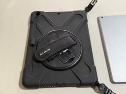 APPLE iPAD A1893 WITH COVER