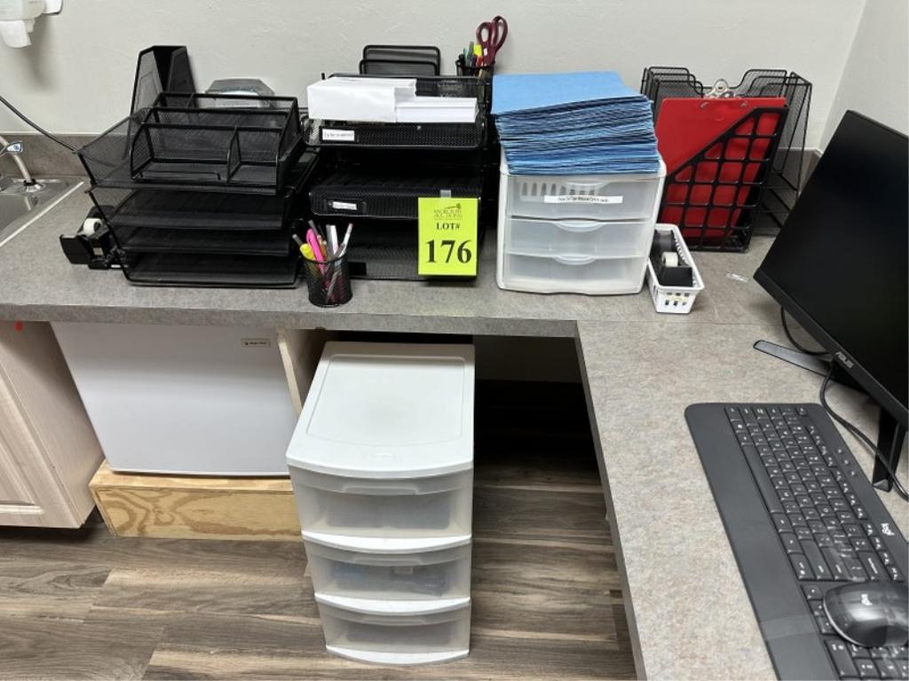 LOT CONSISTING OF: OFFICE SUPPLIES