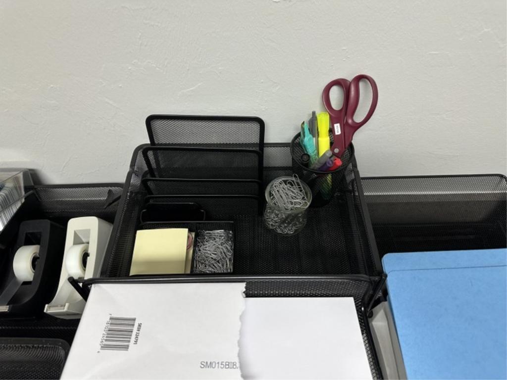 LOT CONSISTING OF: OFFICE SUPPLIES