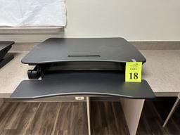 MOUNT-IT SIT-STAND DESK TOP RISER