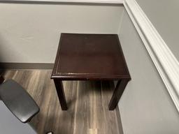 CONTENTS OF OFFICE INCLUDING DOUBLE PEDESTAL DESK,
