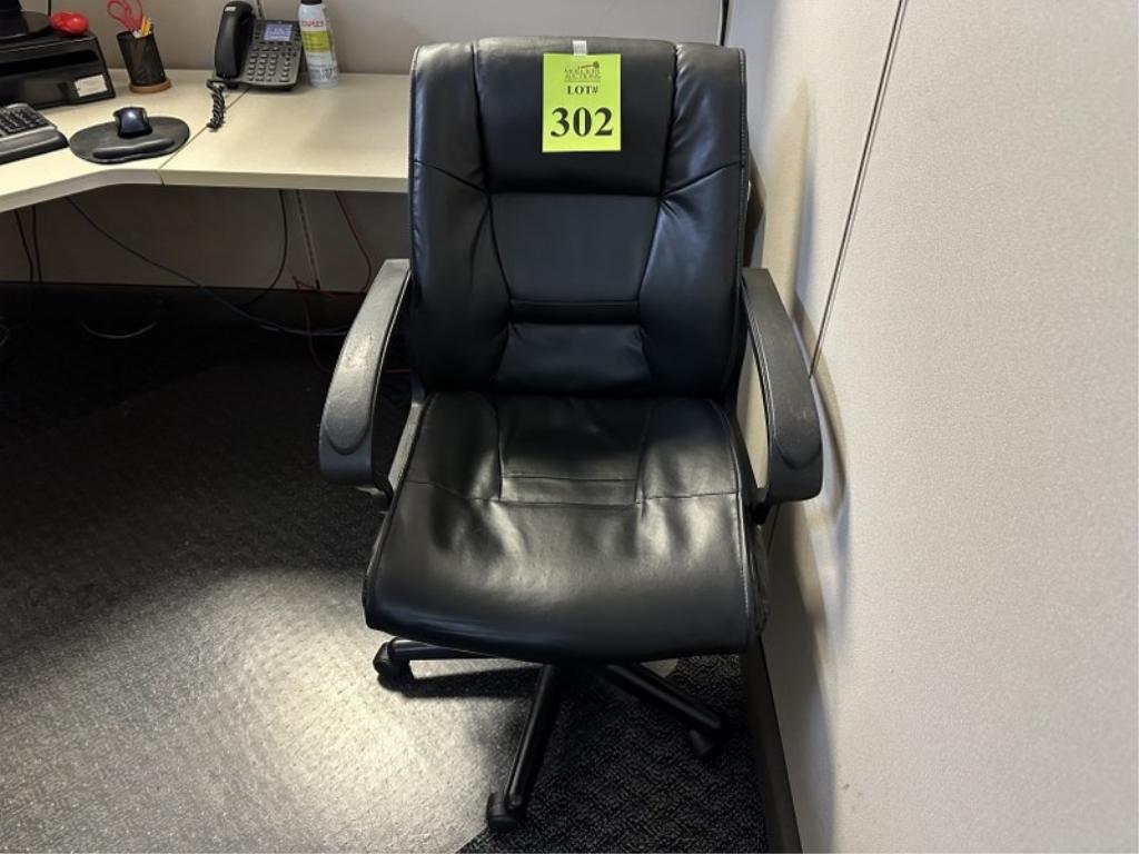 OFFICE CHAIR