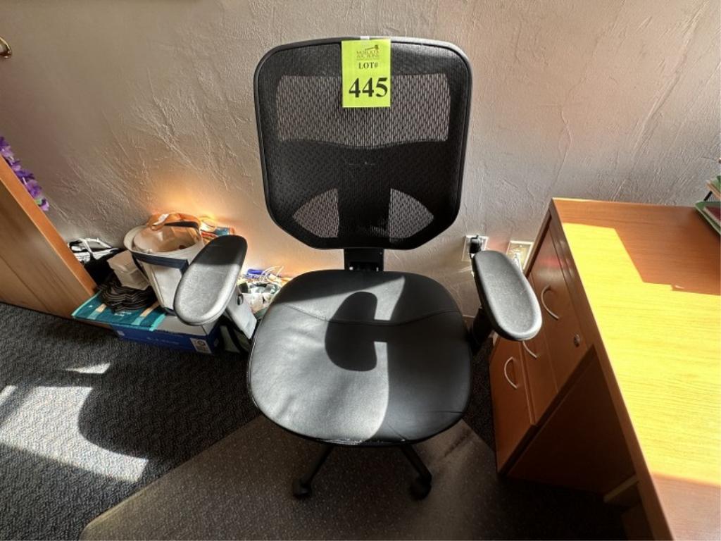 MESH BACK OFFICE CHAIR