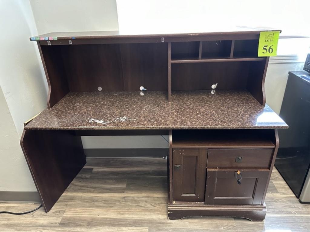 5' SINGLE PEDESTAL WOOD DESK WITH HUTCH
