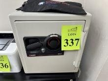 SENTRY SAFE, MODEL #: S3417