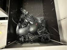 LOT CONSISTING OF: COMPUTER MOUSE