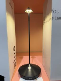 ZAFFERANO PINA PRO TABLE LAMP (BLACK)