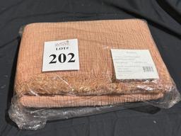 ANAYA OVERSIZED CRINKLED CUDDLE BLANKET
