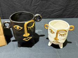 FANCY HOME COLLECTION VASE PLANTER FACE CERAMIC
