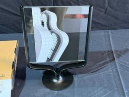 UMBRA WISHBONE PHOTO DISPLAY