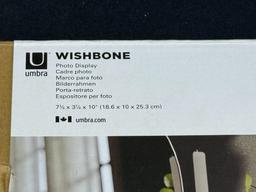 UMBRA WISHBONE PHOTO DISPLAY
