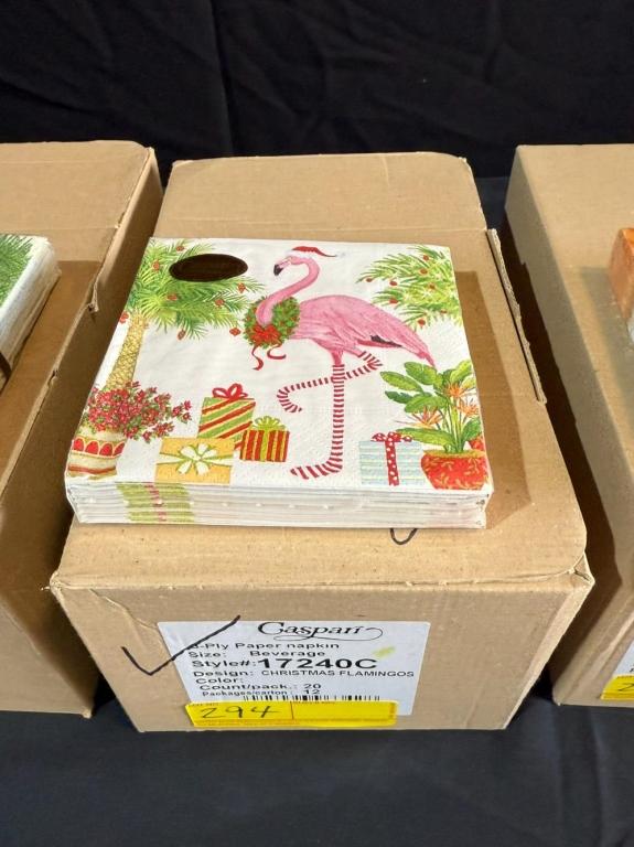 LOT CONSISTING OF CASPARI PLY PAPER NAPKINS