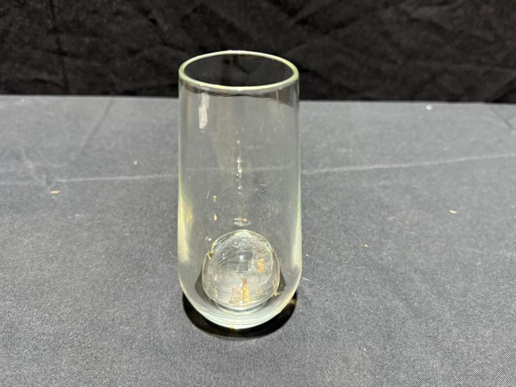 CHAMPAGNE FLUTES STEMLESS