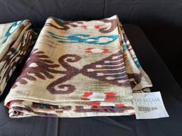 LOT CONSISTING OF ASSORTED TABLECLOTHS