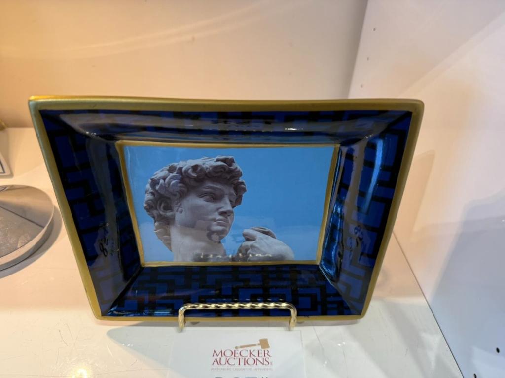 FANCY HOME COLLECTION ASHTRAY FIRENZE WITH STAND