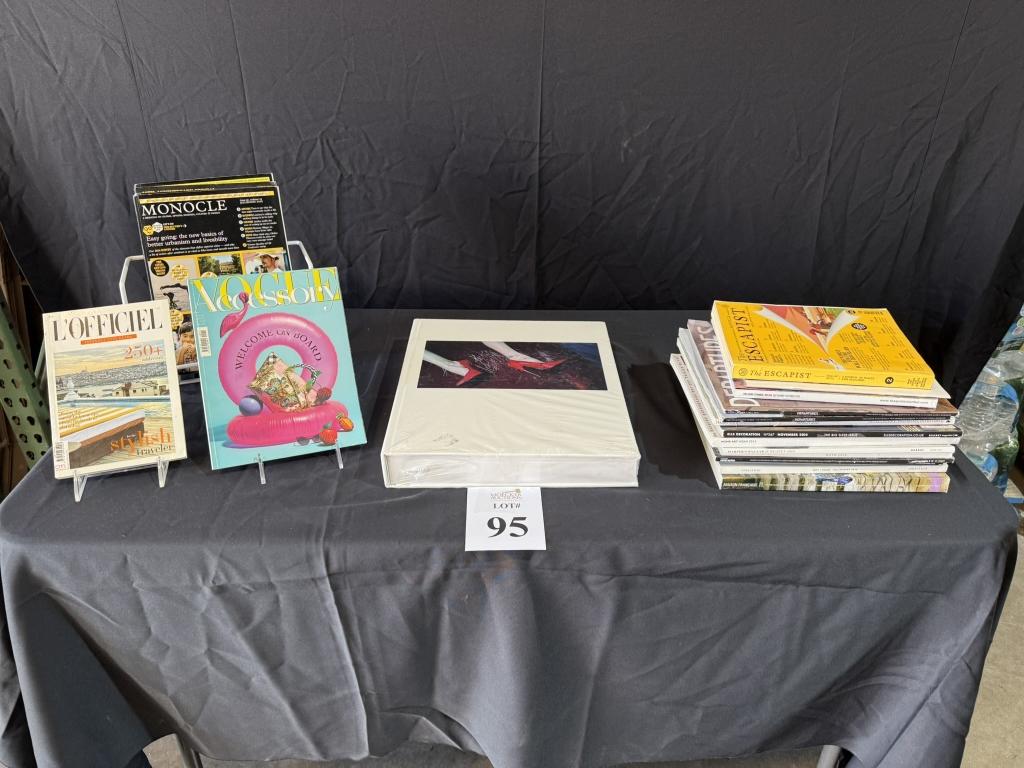 LOT CONSISTING OF ASSORTED MAGAZINES AND BOOK