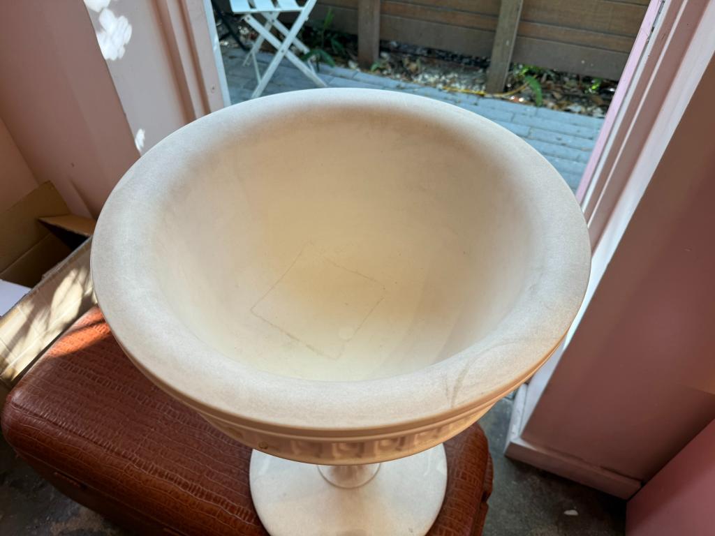 CAPITOL PLANTER AND CHAMPAGNE COOLER
