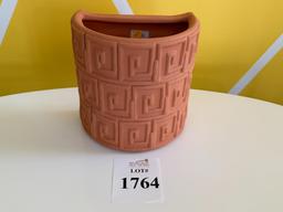 SELETTI TERRACOTTA WAY VASE GRECHE