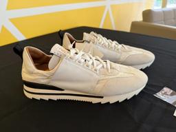 ESSEUTESSE WHITE SUEDE FLEX SNEAKERS SIZE 11