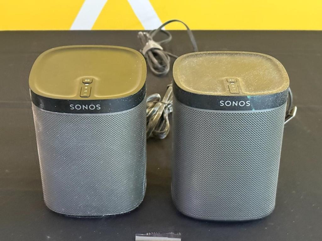 SONOS MODEL PLAY 1 SPEAKERS