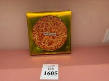 SELETTI TIOLETPAPER DINNER PLATE (SPAGHETTI)