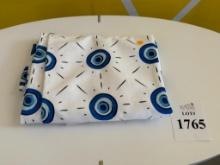 CIRCLE HIGHLIGHT TABLECLOTH