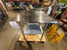 STAINLESS STEEL TABLES