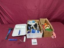 LOT CONSISTING OF ASSORTED PAINTING SUPPLIES