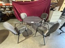 ROUND TABLE WITH (4) FABRIC & METAL CLIENT CHAIRS
