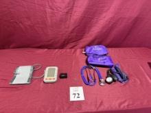 LOT CONSISTING OF BLOOD PRESSURE MACHINE AND CUFF