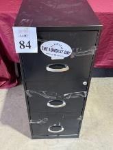 METAL 3 DRAWER FILE CABINET