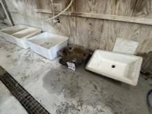 LOT CONSISTING OF ASSORTED SINKS