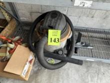 SHOP VACUUM