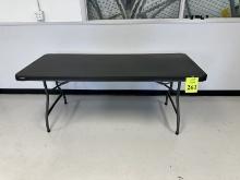 LIFETIME 6' PLASTIC FOLDING TABLE