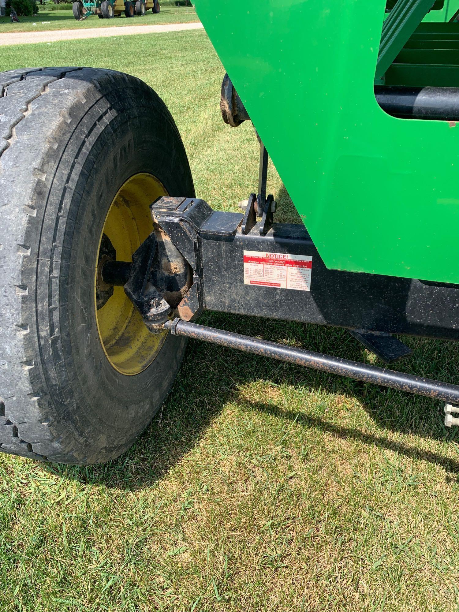 Demco 550bu Gravity Wagon