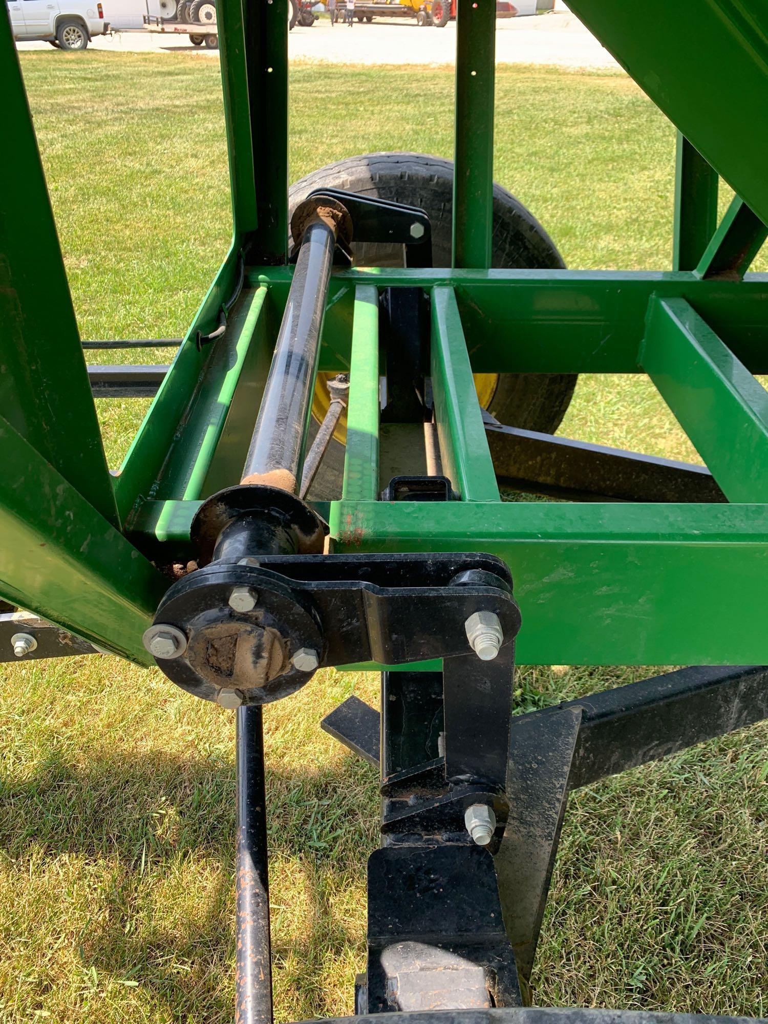 Demco 550bu Gravity Wagon