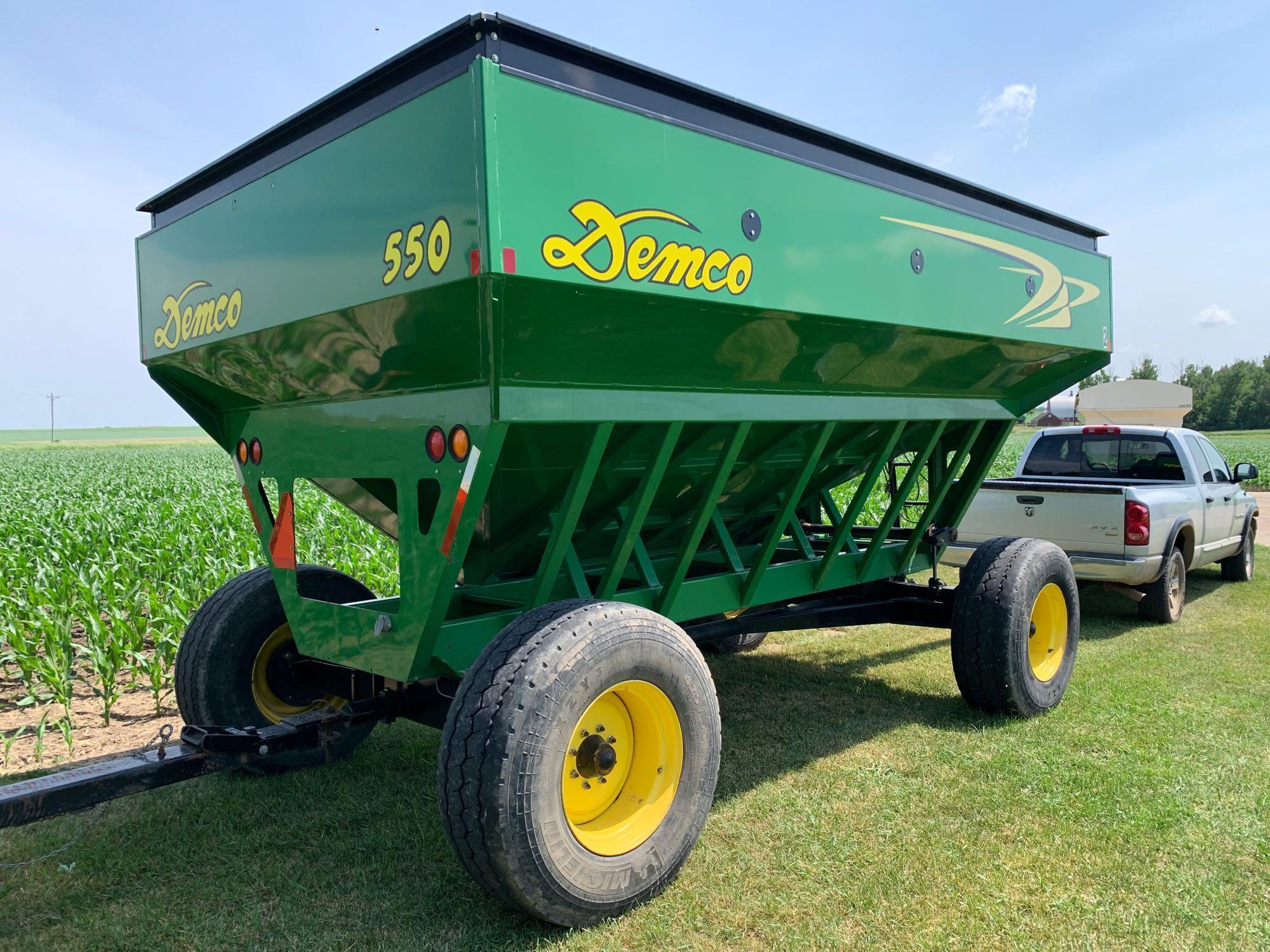 Demco 550bu Gravity Wagon