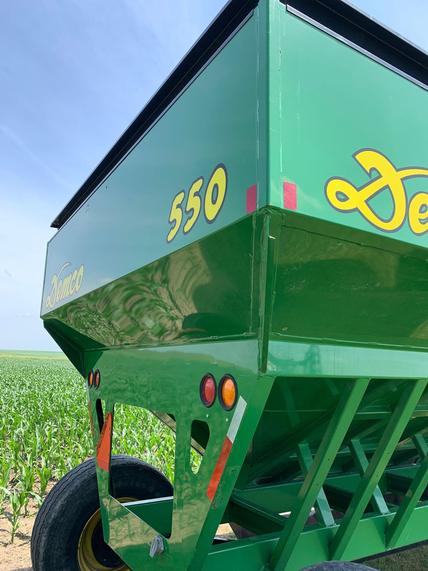 Demco 550bu Gravity Wagon