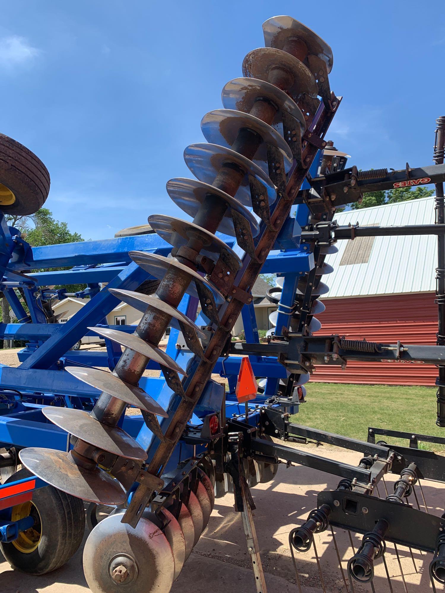 2010 Landoll 6230 26ft Disk-2nd Owner