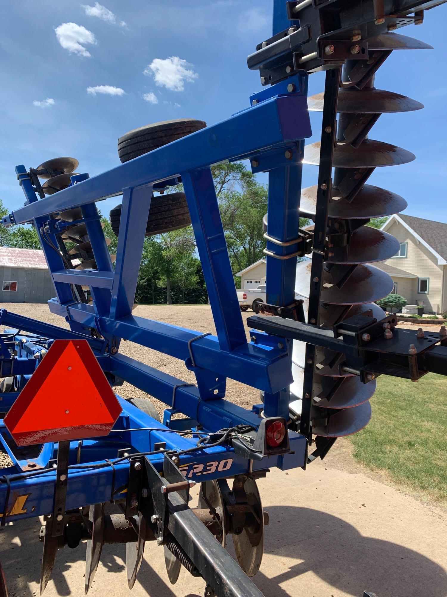 2010 Landoll 6230 26ft Disk-2nd Owner