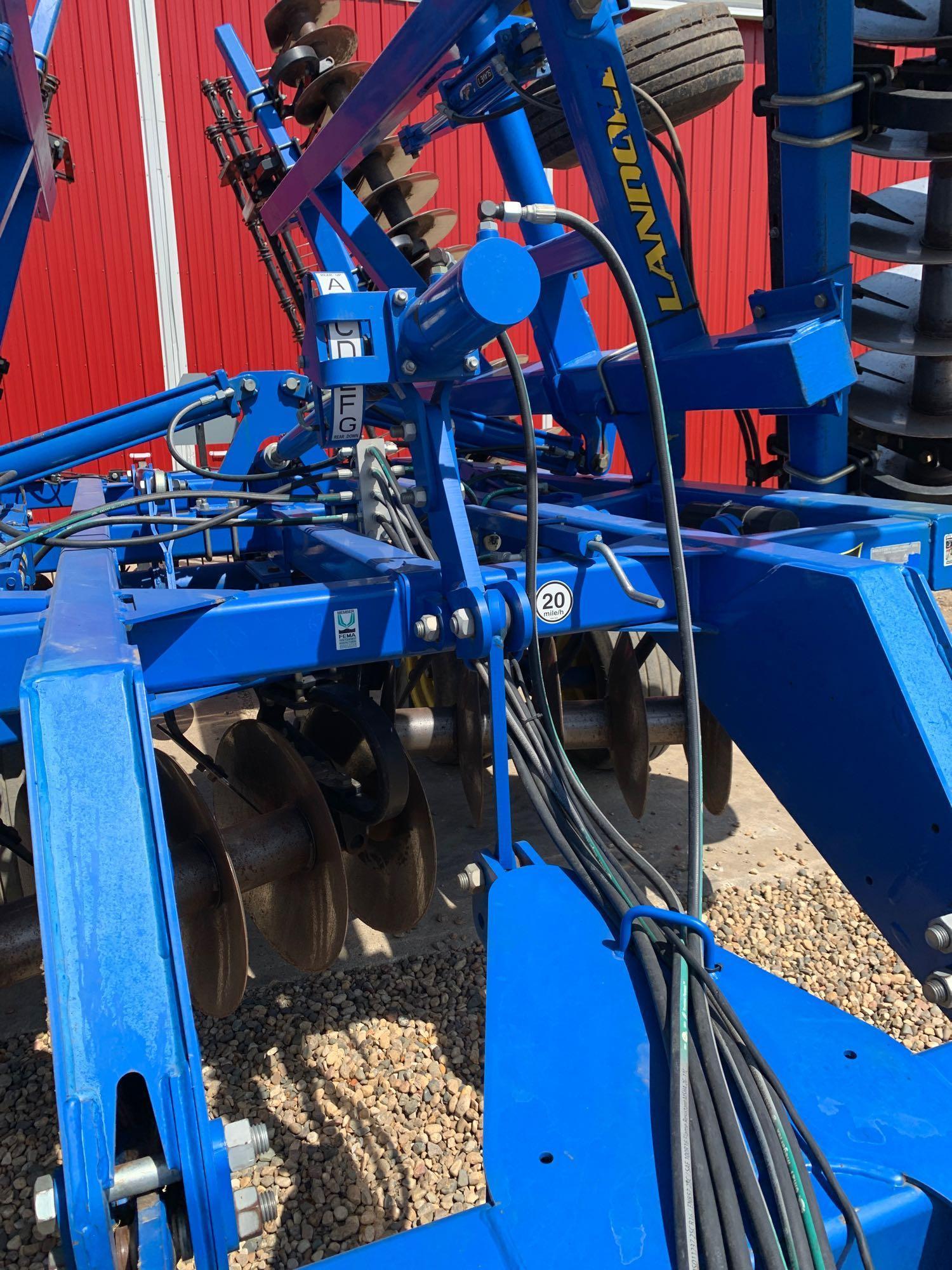 2010 Landoll 6230 26ft Disk-2nd Owner