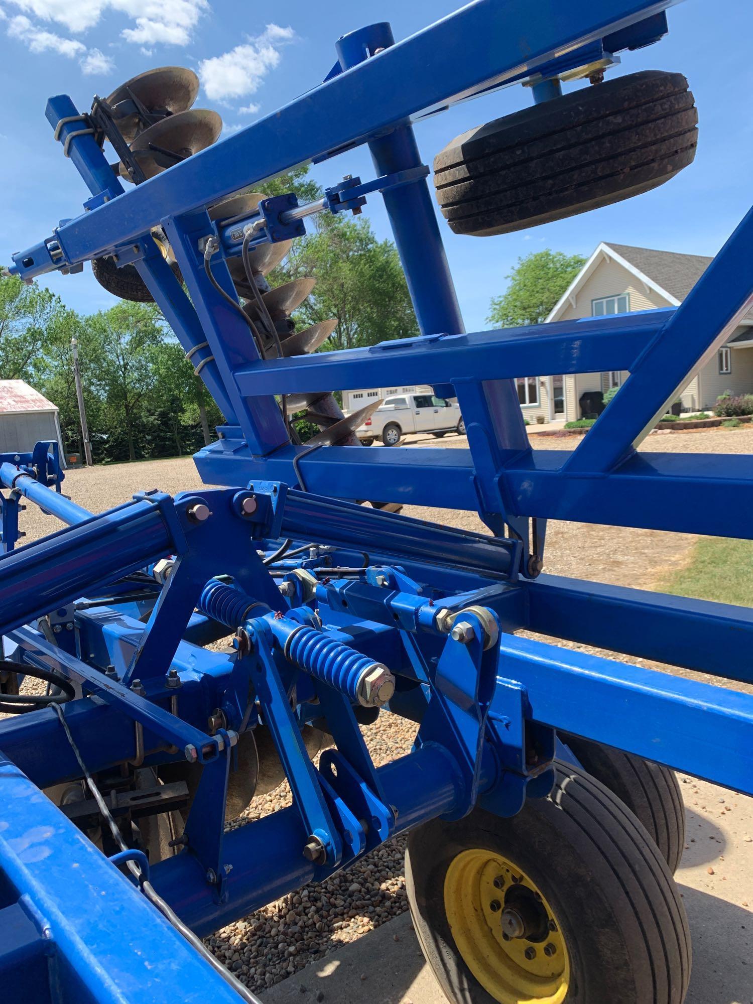 2010 Landoll 6230 26ft Disk-2nd Owner