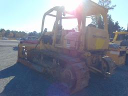 1977 CAT D6D dozer, open cab, rops, 120'' fixed blade, 22'' tracks, Hours: