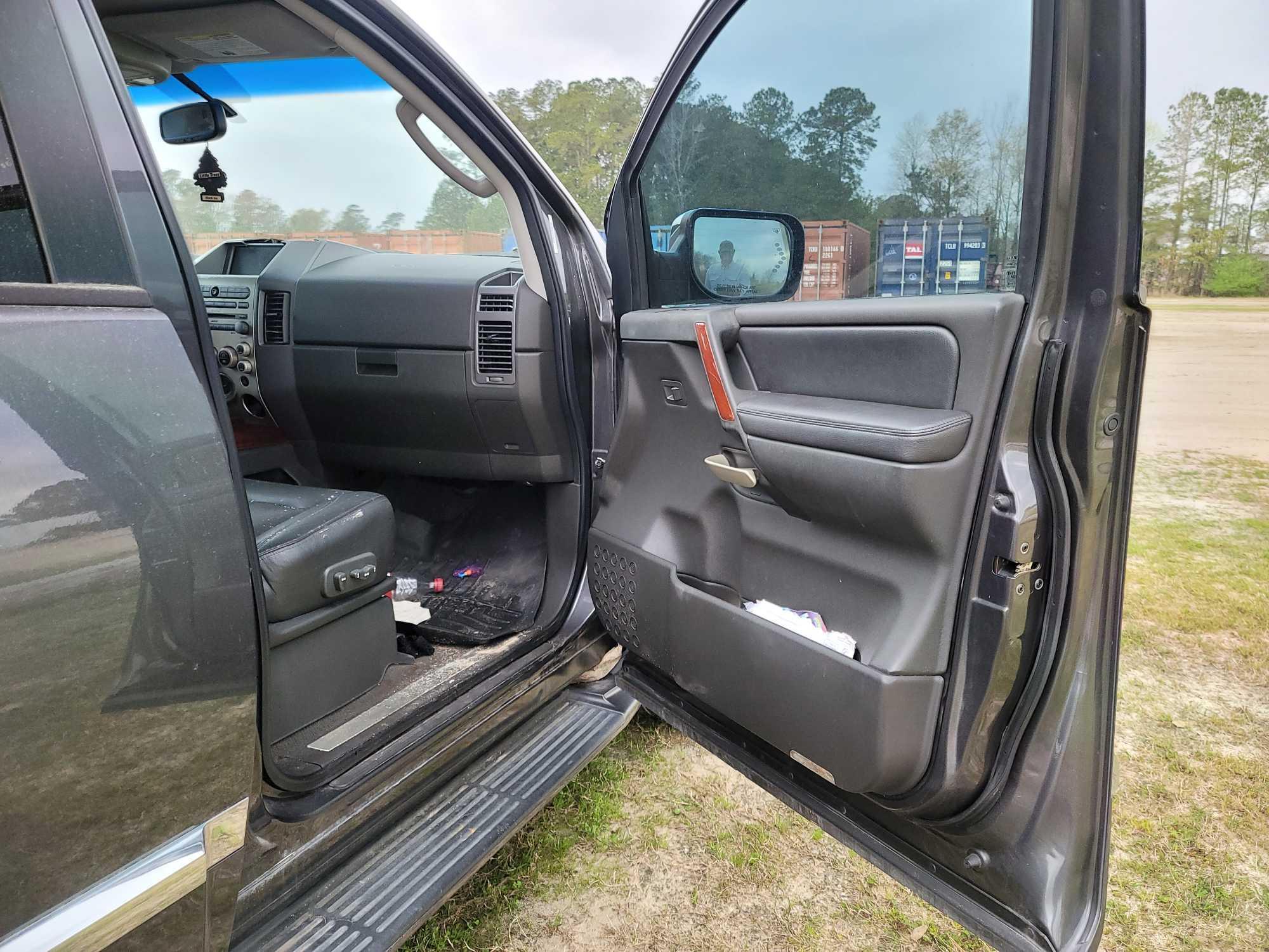 2006 INFINITI QX56 VIN:5N3AA08C16N810056 5.6L engine, A/T, power windows,power locks, sunroof,