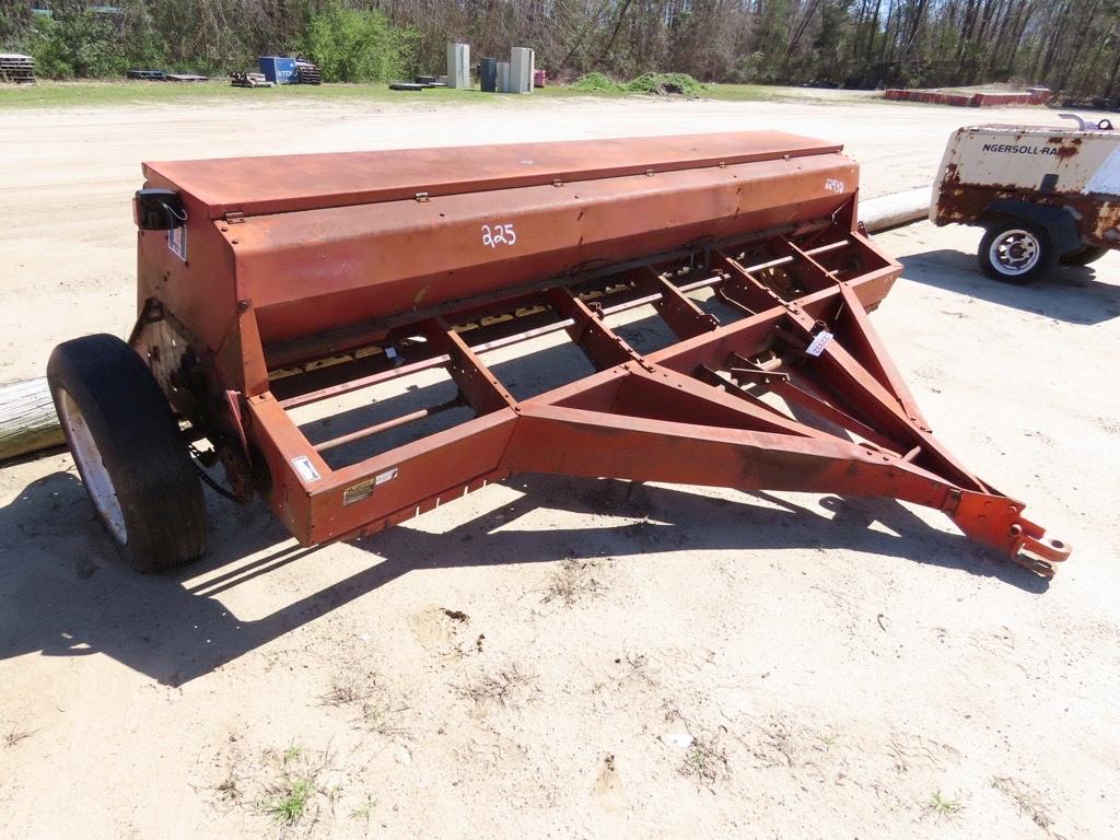INTERNATIONAL 5100 grain drill, pull type, parts machine, s/n: 0390213C015734
